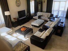 Cb Safir'dn Havuzlu Muhteşem Göl Manzaralı Premium Satılık Villa