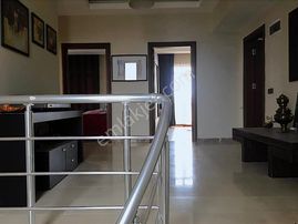 Cb Safir'dn Havuzlu Muhteşem Göl Manzaralı Premium Satılık Villa