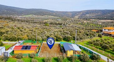 Foça Kocamehmetler'de Satılık Hisseli Tarla