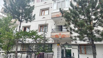 Sincan Malazgirt Mahallesi Yaşar Kemal Caddesi 3 + 1 Birinci Katta 12 Yıllık Daire