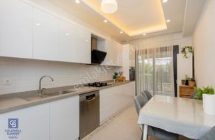 Foça Hacıveli Mah. Satılık 2+1 Müstakil Bahçeli Daire