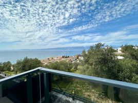 ꧁akçay Ay Emlak'tan꧂pelitköy'de Muhteşem Deniz Manzaralı Çift Salon Mutfak Satılık 4+2 Müstakil Ev