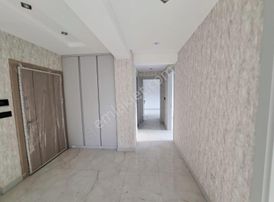 Gümüşler Bulvarı Üzeri Satılık Geniş 3+1 Daire