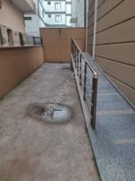 Güzelyalı Güven Emlaktan Merkezi Konum Acil Satılık 3+1 Daire