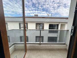 Kartepe Fsm'de Paradise 3 Sitesinde Kiralık 2+1 Dubleks Daire