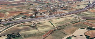 Havalimanı Ve K.marmara Otoyoluna Yakınyatırımlık Hisseli Arazi