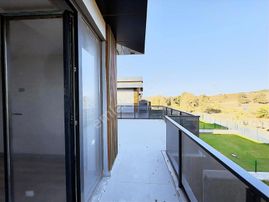 Tuzla Tepeören Vadi 24 Villalarında Havuzsuz Triplex Villa