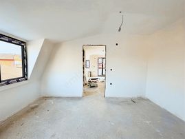 Ümraniye Yamanevler'de Sıfır, Ferah 2+2 Satılık Dubleks Daire