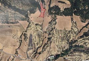 Köybaşında Yatırımlık Köye Yakın Arazi