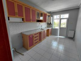 Emrah Çiftci'den Selçuklu Yazır Mah.tramvay Hattı Yanı Bakımlı Kiralık 3+1 Daire