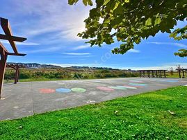 Güzel City'den Yaşam Vadi Cepheli+çift Balkonlu Kısa Katlı 2+1