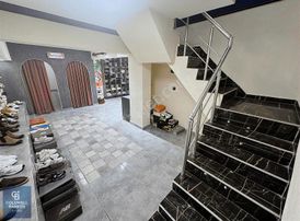 Cb Elexus | Gölcük Merkez'de Marjinal Devren Giyim Mağazası