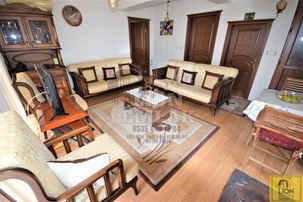 Erdek Ocaklarda Satılık 445 M² Arsa İçinde 6+1 Denize 50 Metre Villa