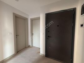 Kardeşkentler Cadde Üzeri Oturuma Hazır 3 Cepheli 2+1