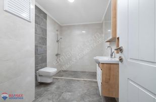 Remax Advantage'den Komşupark Sıtesınde Satılık 4+1 Genış Daıre