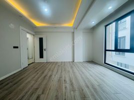 Güven'den Hastaneye Yakın, Ebeveyn Banyolu, Otoparklı 2+1 Daire