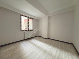 Salih Emlak 'tan Güney Cephe 2+1 Sıfır Balkonlu Daire