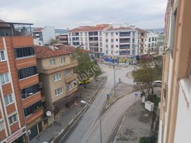 Balıkesir Karesi Atatürk Mahallesi 3+1 150 M2 Kiralık Daire