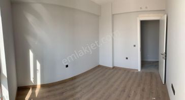 Yatırımlık, Muhteşem Proje'de Yarı Fiyatına / Realty Gate