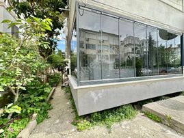 ꧁ay Emlak'tan꧂akçay Merkez'de Denize 250 Mt Müstakil Tadında Ön Cephe Bahçe Kullanımlı 2+1 Daire