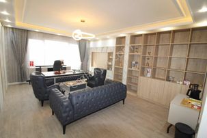 Güneşevler'de 4+1 Site İçinde K.otoparklı Satılık Lüks Daire