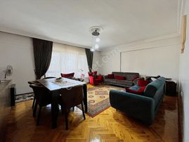 Dutluk Metro Yakını 3+1 Merkezi Ön Cephe Yapılı Satılık Daire