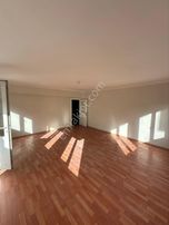 Sahibinden Sahibinden Gemlik Merkezde Çok Geniş 100 M² 2 + 1 Köşe Daire Çift Balkonlu