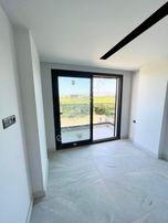 Kuşadası Güzelçamlı'da Müstakil Özel Havuzlu Sıfır 3+1