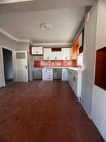 Kozan Yolu Üzeri Aslanlar Mobilya Yanı 4+1 Kiralık Daire