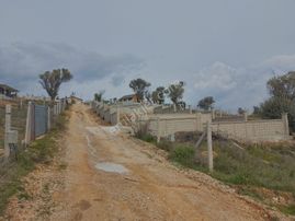 Bal Gayrimenkul - Akçaköyde Herşeyi Hazır Hisse Tapulu 340 M2 Bahçe