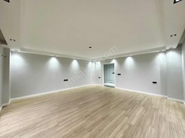 [kassel Yapı] Geniş Oturumlu - Havuzlu - Müstakil Bahçeli Villa