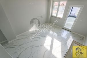 Lıon Emlak'tan 600 Evler'de Sıfır Ayarında , Balkonlu Kiralık 1+1 Daire