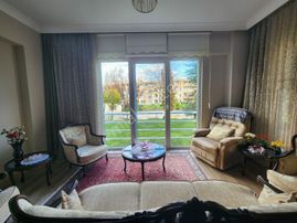 Başıskele'de Site İçi Bahçe Katı Daıre