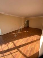 Acil Kiralık Ömür Evleri Tramvay Durağının Yanında 3+1