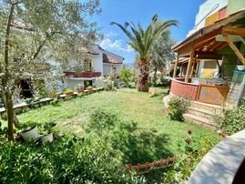 ✨akçay Ay Emlak'tan✨pelitköy'de Hayallerinizi Süsleyecek Deniz Manzaralı Satılık 4+1 Müstakil Villa