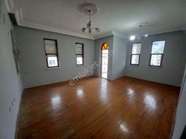 Güllerpınarı Mahallesi Ayrı Mutfak 3+1