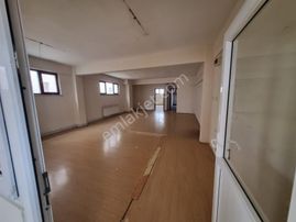 Oryaştan Ataşehir İçerenköy Telekoma Yakın 185m2 Satılık İşyeri