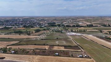 Güven'den Saray - Ayaspaşa'da 572m² Tel İle Çevrili Yola Cephe..