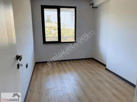 Balkan Mahallesinde Yüzme Havuzlu Sıfır 3+1 Arakat Satılık Daire