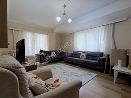 Karaman Mahallesinde Satılık 2+1 Yüksek Giriş Daire