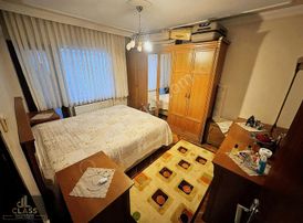 Class Emlaktan 100.yıl Mah.altyolda Satılık3+1 Dairemiz.