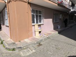 Manisa Yunusemre Barbaros Mah.zemin Köşe 2+1 100m2 Kombili 14000 Tl