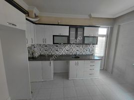 Emrah Çiftci'den Selçuklu Hanaybaşı Mah.anadolu Cad.yanı Kiralık 3+1 Kombili Daire