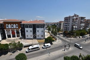 Emin'den Atıfbey Hükümet Konağı Yanı Pasaj İçi Depo