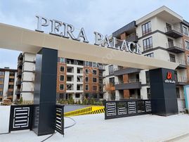 Uluğbey Altınkule Pera Palace' Nin En Prestijli Ara Kat 3+1 ' İ