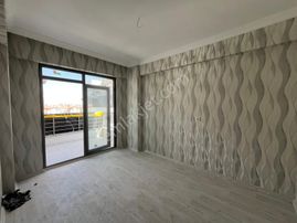 Esenler Mahallesinde Oturuma Hazır Lüks Ve Ekstralı Sıfır Daire