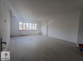 Pusula'dan Kiralık İçi Sıfır 3+1 Daire