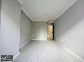 Vizyon Emlak'tan İstasyon Cad Yanı Yüksek Kredi 2+1 Lüx Ara Kat