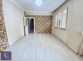 Antalya Muratpaşa Mah. 2+1 Katta Ayrı Mutfaklı Kiralık Daire