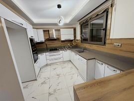 Kuşadası Karaova Avm Yakını Satılık 75 M2 Tabanlı 3+1 Villa